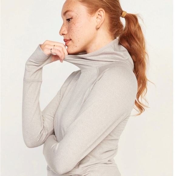 NWT Old Navy Active Cozecore Cropped Performance Hoodie womens plus size: 3X - Picture 10 of 12